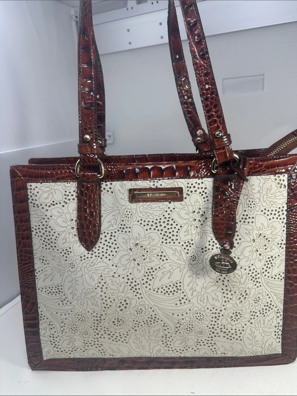 Brahmin Tote with Wallet - Picture 3 of 11